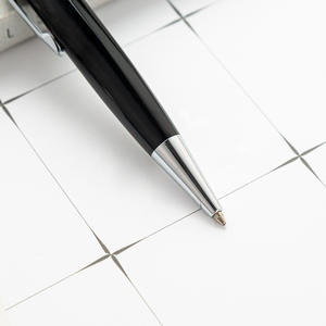 ปากกาลูกลื่นโลหะสีดำขนาด 1.0 มม. พร้อมรีฟิล Parker หมึกดำ ดีไซน์หรูหรา สั่งทำโลโก้ได้ เหมาะสำหรับใช้ในงานส่งเสริมการขาย ธุรกิจ โรงเรียน และสำนักงาน - Product Image 4
