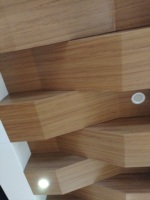 Panneaux de plafond en bois grainé sur mesure, système de plafond en métal décoratif élégant, fourniture d'usine