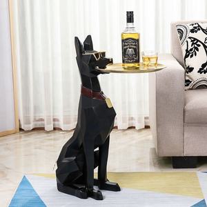 Estatuas creativas de <span class=keywords><strong>Doberman</strong></span> Escultura de animal de perro grande con bandeja de almacenamiento de Placa dorada para sala de estar - Product Image 2