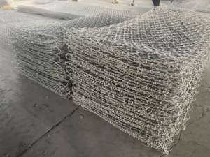 Panier et boîte gabion économiques en treillis d'acier galvanisé tissé 80x100mm pour la protection des routes et des ponts avec service de découpe - Product Image 2