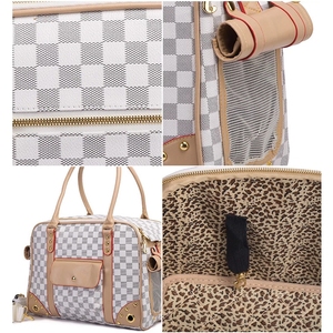 กระเป๋าใส่สัตว์เลี้ยงแบบพกพา ลายนูนหรูหรา สำหรับพาสุนัขออกไปเที่ยว - Product Image 5