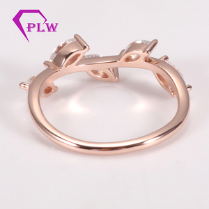 Alianza de diamantes moissanite simple - Alianza Sweet Bliss - Product Image 5