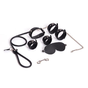 Productos para Adultos, Juguetes para Hombres y Mujeres, Set de Bondage de Cuero de 6 Piezas con Correa, Antifaz y Esposas - Alternativa Sexual SM - Product Image 5