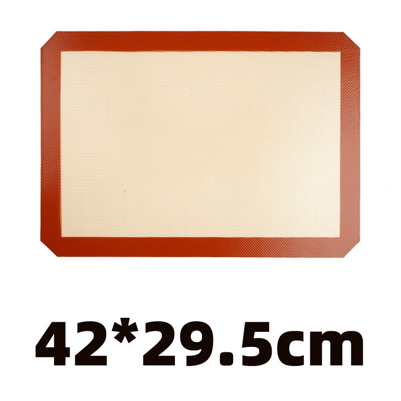 42*29,5 cm [coin coupé rouge]