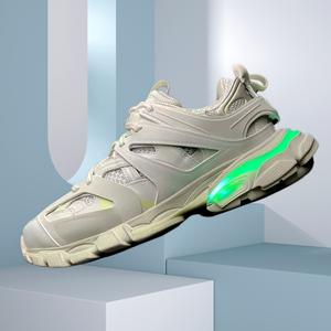 Men's Thick Soled Breathable Retro Walking Sports Shoes Cushioned Designer LED Equipped Fashionable Evergreen Anti-Slip - Product Image 1