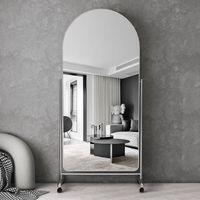 Cadre décoratif moderne en acier inoxydable fait à la main roues de miroir de sol amovibles pour la maison hôtel magasin de vêtements danse mariage