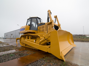 Bulldozer hydrostatique SEM816 avec ripper à vendre - Product Image 4