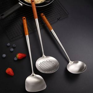 Utensilios de cocina del fabricante: Juegos de herramientas de cocina, espátulas de acero inoxidable con mango de madera - Product Image 5