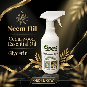 Spray pour animaux de compagnie en plein air formulé avec des <span class=keywords><strong>huiles</strong></span> <span class=keywords><strong>essentielles</strong></span> végétales, il repousse efficacement les parasites du corps des animaux - Product Image 2