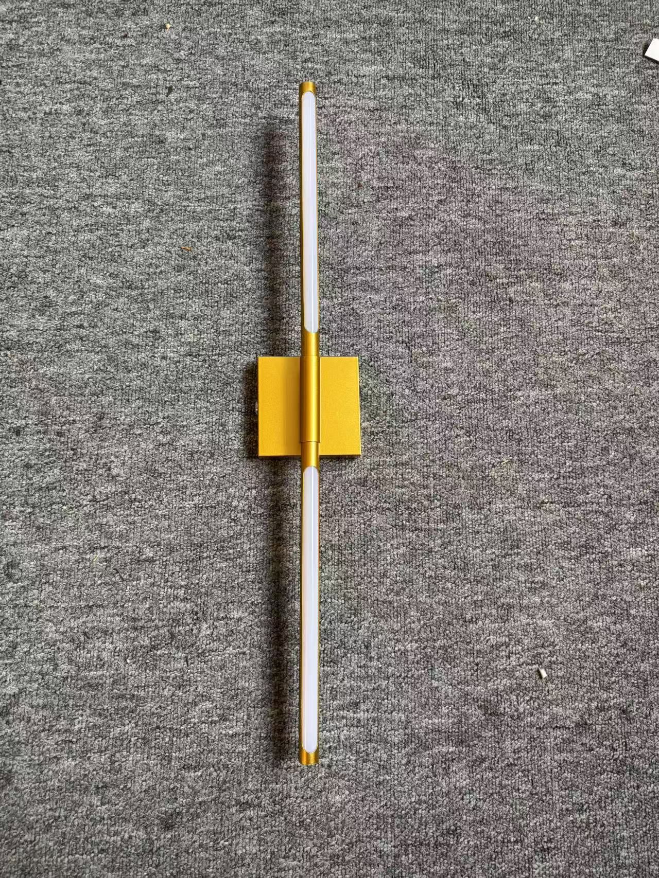 High quality insert square base gold-70cm