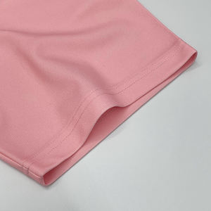 Camiseta de fútbol Rosa personalizada, diseño de sublimación, camiseta de fútbol americano transpirable de malla - Product Image 6