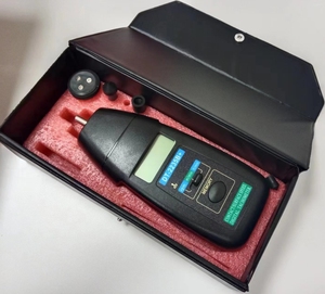 Nhà Máy Giá kỹ thuật số tachometer DT-2235B + Tốc độ vuông tacometro rpm Tester Meter Laser - Product Image 3