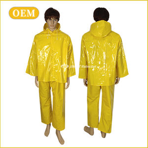 कस्टम सस्ती कीमत सर्वोत्तम गुणवत्ता वाला हेवी ड्यूटी वर्क स्प्लिट वाटरप्रूफ रेन सूट लेडीज़ पीवीसी पॉलिएस्टर रेनकोट चमकदार - Product Image 2