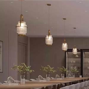 <span class=keywords><strong>Lampadario</strong></span> Nordic Semplice per Ristorante, Faretto di Lusso di Design LED 3000K in Vetro e Ferro per Catering, Hot Pot, Caffè, Bar, Bancone - Product Image 4