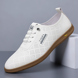 Chaussures bateau d'été pour hommes en cuir respirant, à lacets, avec doublure en maille, semelle extérieure en caoutchouc, blanches, décontractées, pour la conduite, avec logo sur le dessus - Product Image 1