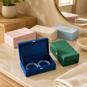 Boîte de rangement à bijoux en velours haut de gamme avec logo personnalisé pour bracelets, colliers et bracelets, idéale pour les propositions de mariage - Product Image 5