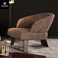 Chaise en métal style italien très simple, en cuir, modèle d'hôtel moderne, design personnalisé, fauteuil de salon simple en forme spéciale