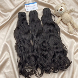 Disponible à l'expédition : Lots de cheveux vietnamiens naturellement ondulés, cheveux Remy, noir de jais, prêts à être expédiés - Product Image 5
