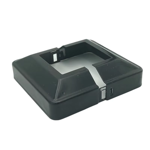 Copertura Quadrata per Pali di Recinzione in <span class=keywords><strong>Legno</strong></span> e Metallo con Finitura Decorativa - Product Image 1