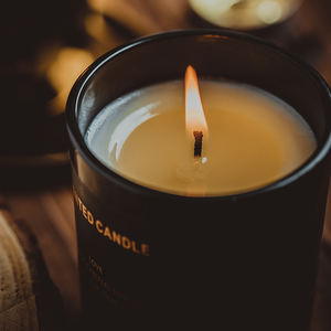 Velas de Cera de Soja Negra Hechas a Mano al por Mayor, Decoración del Hogar, Regalos de Lujo, Aroma Esencial para San Valentín, Diwali, Día del Padre y Bares - Product Image 4