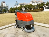 Vente chaude 24V Hôtel automatique Walk-Behind électrique épurateur de sol nouvelle main pousser balayeuse avec batterie propre moteur de brosse