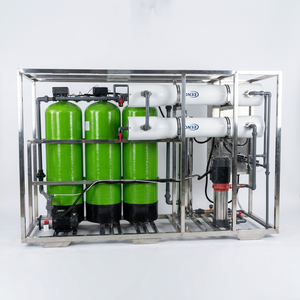 Système de purification d'eau automatique 2000 l/h avec 3 réservoirs de filtration, installation d'osmose inverse pour la production commerciale d'eau en bouteille 2000 l/h - Product Image 3