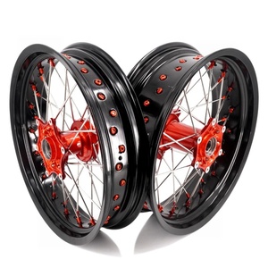Jeu de roues Supermoto moulées avec moyeux et embouts de rayons orange 3.5*17" Avant 5.0*17" Arrière pour KTM SX F EXC 250 300 450 - Product Image 1