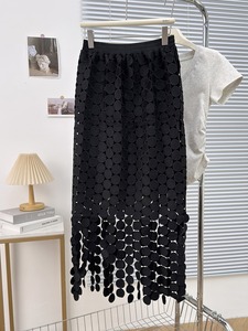 Gonna Lunga da Donna Tinta Unita con Vita Naturale e Nappe Rotonde Traforate - Product Image 3