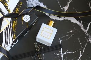 Bottiglia di vetro di lusso eco-friendly <span class=keywords><strong>per</strong></span> Reed diffusore regalo Set profumo bianco <span class=keywords><strong>per</strong></span> la <span class=keywords><strong>casa</strong></span> profumo olio essenziale - Product Image 5