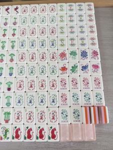 In Stock Pink Inner Print Color Block Creative Mahjong Set Portable Hand Play Travel <b>Entertainment</b> Mahjong Tiles Ready To Ship - Product Image 2