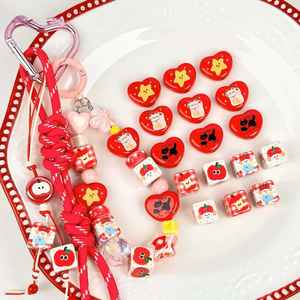 13.6mm dessin animé pomme carré acrylique perles bricolage à la main téléphone portable chaîne acrylique perles pour bijoux accessoires - Product Image 1