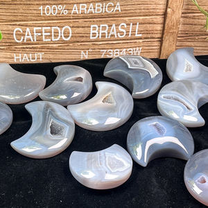 <span class=keywords><strong>Luna</strong></span> <span class=keywords><strong>de</strong></span> ágata gris pulida Natural 100% con tallas <span class=keywords><strong>de</strong></span> cristal Natural mareado, Ágata gris <span class=keywords><strong>de</strong></span> cuarzo, <span class=keywords><strong>Luna</strong></span> excavada <span class=keywords><strong>de</strong></span> cristal Gua Sha - Product Image 3