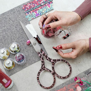 Ciseaux à ongles professionnels de beauté en gros, courbés, tranchants, haute durabilité, en acier inoxydable, pour la coupe des cuticules, manucure et pédicure - Product Image 3