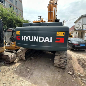 Excavatrice Hyundai 220-9 d'occasion, 22 tonnes, modèle 2022, avec moteur hydraulique de précision et godet de 1,0 m³ - Product Image 4
