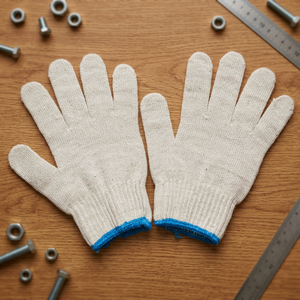 Guantes de trabajo de seguridad de algodón TC/CVC de uso general, duraderos, de talla única, 450g-1000g/Docena, venta al por mayor desde Vietnam - Product Image 1
