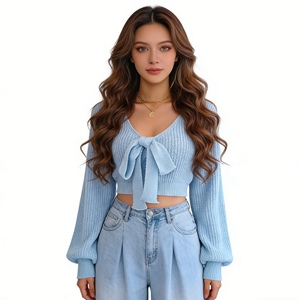 เสื้อสเวตเตอร์แฟชั่นคอวีแขนกระดิ่งสำหรับผู้หญิง - Product Image 1