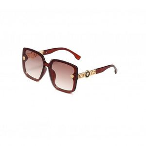 แว่นกันแดดทรงสี่เหลี่ยมกรอบเต็มไลท์เชดเกรเดียนท์ รุ่น MP0305 แฟชั่นสำหรับทุกเพศ ดีไซน์หรู ป้องกันรังสียูวี 2026 - Product Image 3