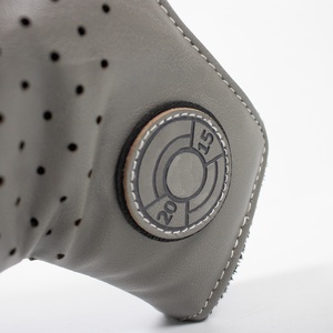 <span class=keywords><strong>Couvre</strong></span>-chef de <span class=keywords><strong>golf</strong></span> <span class=keywords><strong>original</strong></span> en vente directe <span class=keywords><strong>Couvre</strong></span>-chef de putter en <span class=keywords><strong>bois</strong></span> de club de <span class=keywords><strong>golf</strong></span> personnalisé <span class=keywords><strong>Couvre</strong></span>-tête de <span class=keywords><strong>golf</strong></span> en peluche - Product Image 5