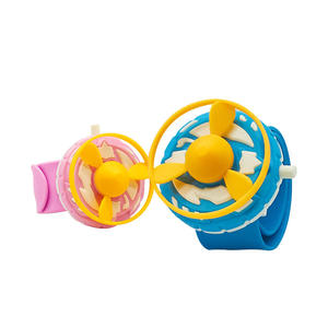 Pulsera Lanzador de Trompos Voladores Rosa para Niños, Juguete de Exterior, Libélula de Bambú, Sin Necesidad de Baterías, 5-7 Años, Unisex - Product Image 4