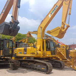 Le circuit hydraulique d'excavatrice de PC220-8 de KOMATSU a utilisé le moteur d'excavatrice de chenille 22 tonnes 2013-2018 vente originale modèle d'état élevé - Product Image 1