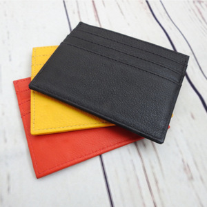 Porte-cartes personnalisés en cuir PU, anti-magnétiques, multi-emplacements, élégants, style professionnel, idéaux comme cadeaux. - Product Image 1