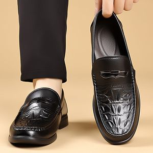 Mocassins en cuir blanc à bout rond, à enfiler, semelle extérieure en caoutchouc, semelle intermédiaire en EVA, semelle souple, chaussures décontractées de printemps avec boucle décorative - Product Image 3