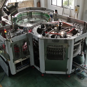 Machine de remplissage de jus entièrement automatique 3-en-1 pour le rinçage, le remplissage et le bouchage de bouteilles en verre - Product Image 4