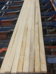 Venta al por mayor de madera aserrada de grado 4, madera de secado de cámara, materiales de madera de pino aserrado del fabricante - Product Image 2