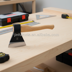 Hacha Forjada Tipo Rusa con Cabeza de Acero Negro y Mango de Madera, Longitud Total de 430 mm - Product Image 4