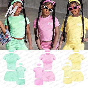 Set Coordinato Famiglia Personalizzato 2026, Completo Madre <span class=keywords><strong>e</strong></span> Figlia con Maglietta a Maniche Corte <span class=keywords><strong>e</strong></span> Pantaloncini, Set di 3 Pezzi per Abbigliamento Casual <span class=keywords><strong>e</strong></span> da Casa - Product Image 5