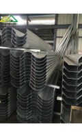 Accessoires et gouttières pour serres agricoles Pandagreenhouse, composants métalliques en zinc aluminisé, fabrication sur mesure