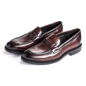 Prix de gros usine Mocassins de luxe pour hommes en cuir véritable de haute qualité, à enfiler, pour mariage, affaires et banquets - Product Image 2