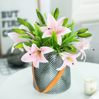 Hochwertige handgefertigte Seiden-Lilien mit echtem Touch, 3 Köpfe, weiß, künstliche Blumen, modern, für den Aprilscherz, Heimdekoration