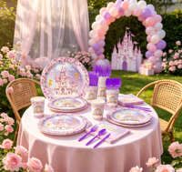 Vaisselle de fête d'anniversaire sur le thème du château violet, neuve, assiettes, gobelets, bannière, parfaites décorations d'anniversaire pour filles